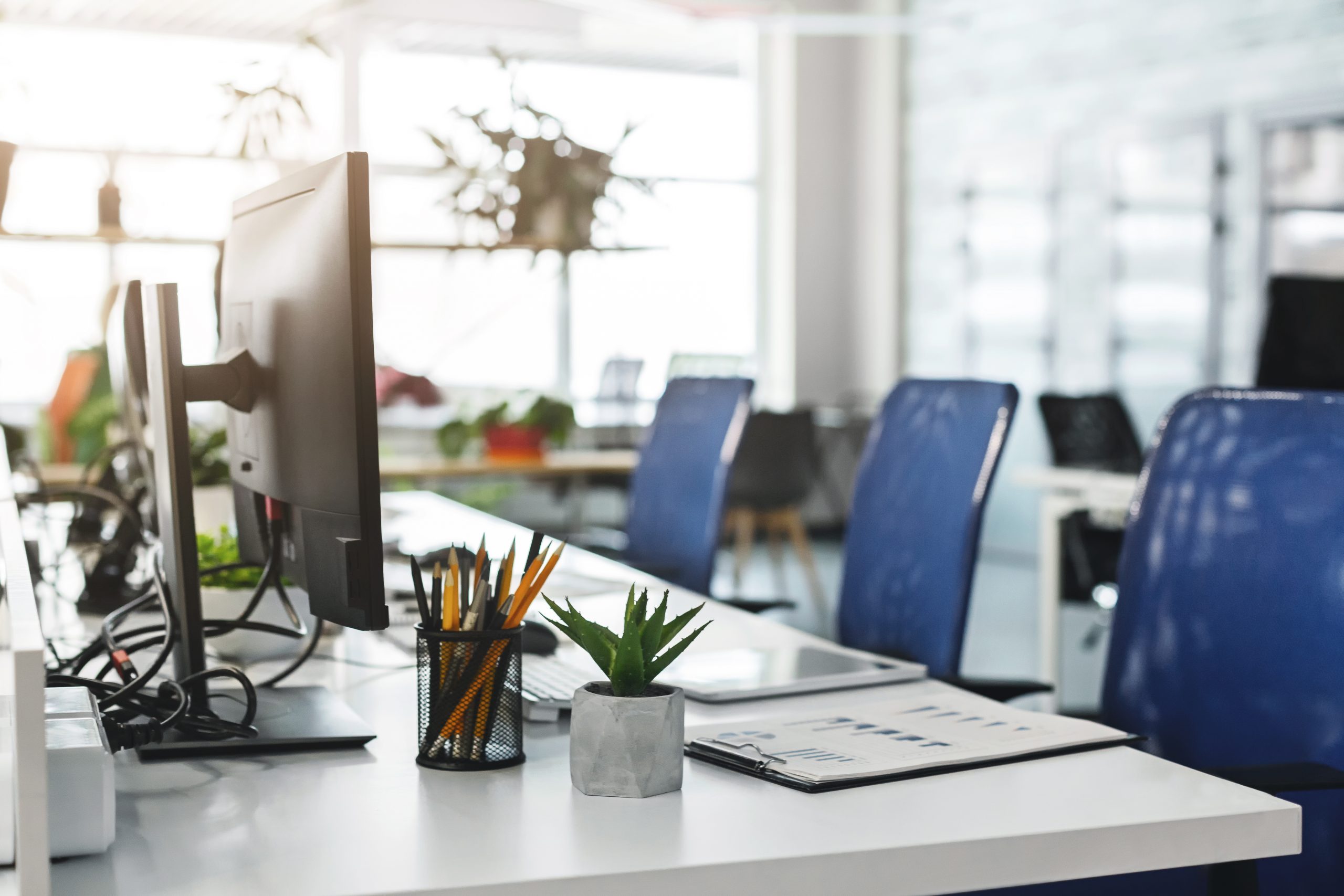¿Qué se puede reutilizar en una oficina para una gestión de recursos responsable y optimizada?