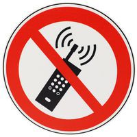 Señal - Prohibido activar el teléfono móvil - PVC - Manutan Expert