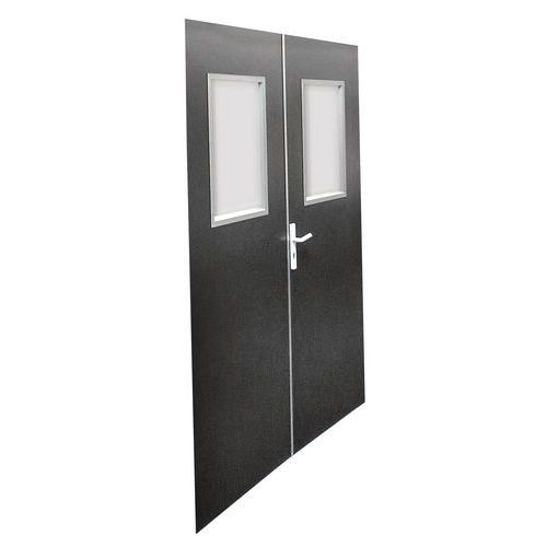 Puerta batiente para cerramientos de taller de chapa de acero o melamina - Panel semiacristalado - Altura 3 m