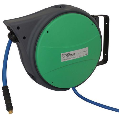 Enrollador de retorno automático con manguera de baja presión