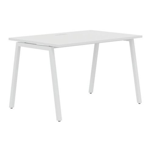Escritorio recto 180 cm, patas en A, Misao - Manutan Expert