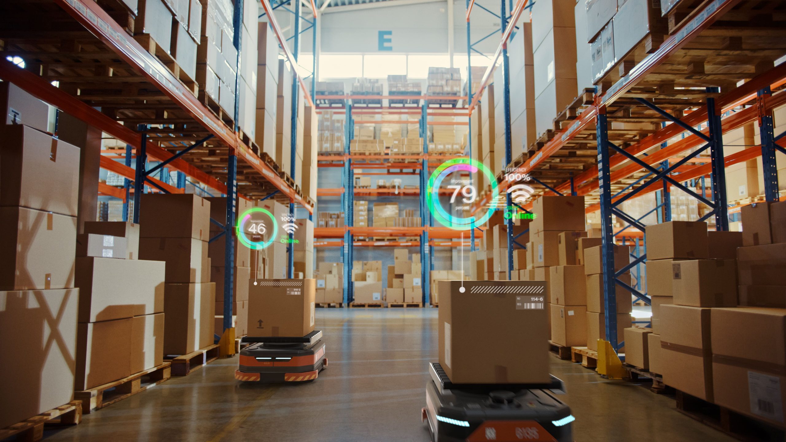 Automatización y robótica en el almacén: ¿Cuáles son las diferencias y las sinergias?