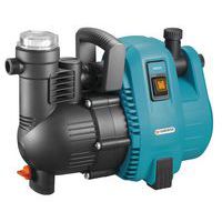Bomba y colector de agua de lluvia
