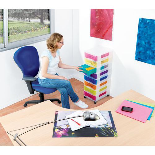 Torre de almacenamiento - Manutan.es