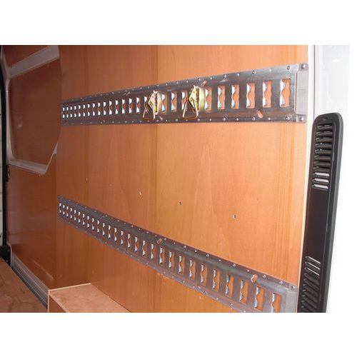 Raíl universal de estiba - barra de 3 M/L Raíl universal de estiba - barra de 3 M/L