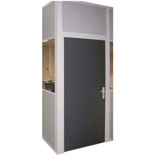 Puerta batiente para cerramientos de taller de chapa de acero o con melamina- Panel macizo - Altura 2,75 m Puerta batiente para cerramientos de taller de chapa de acero o con melamina- Panel macizo - Altura 2,75 m
